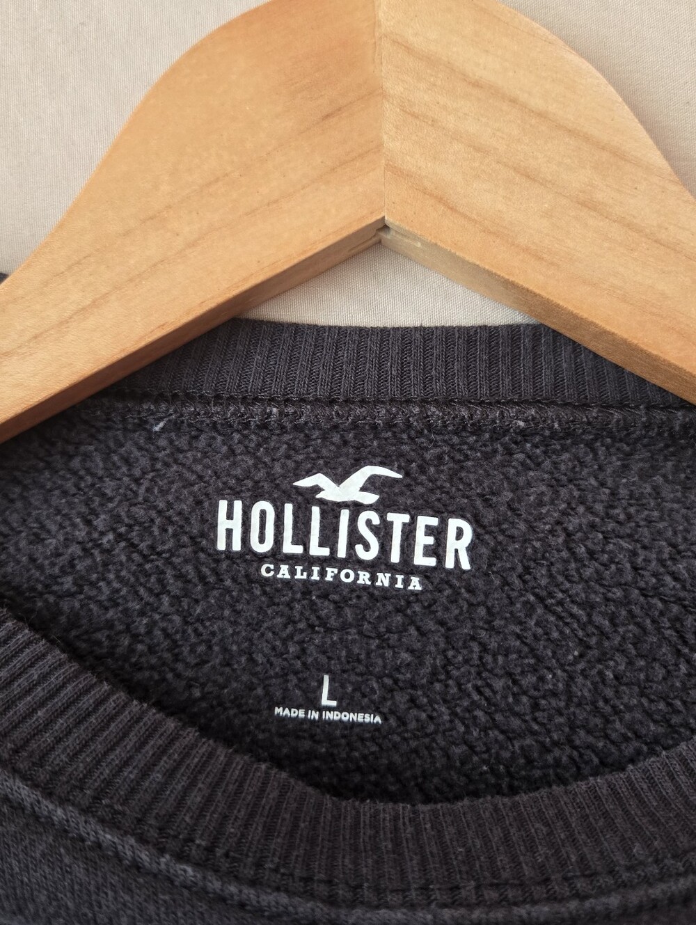 Hollister Celestial Sun Graphic Sweatshirt The Universe Is Calling L - Picture 4 of 7